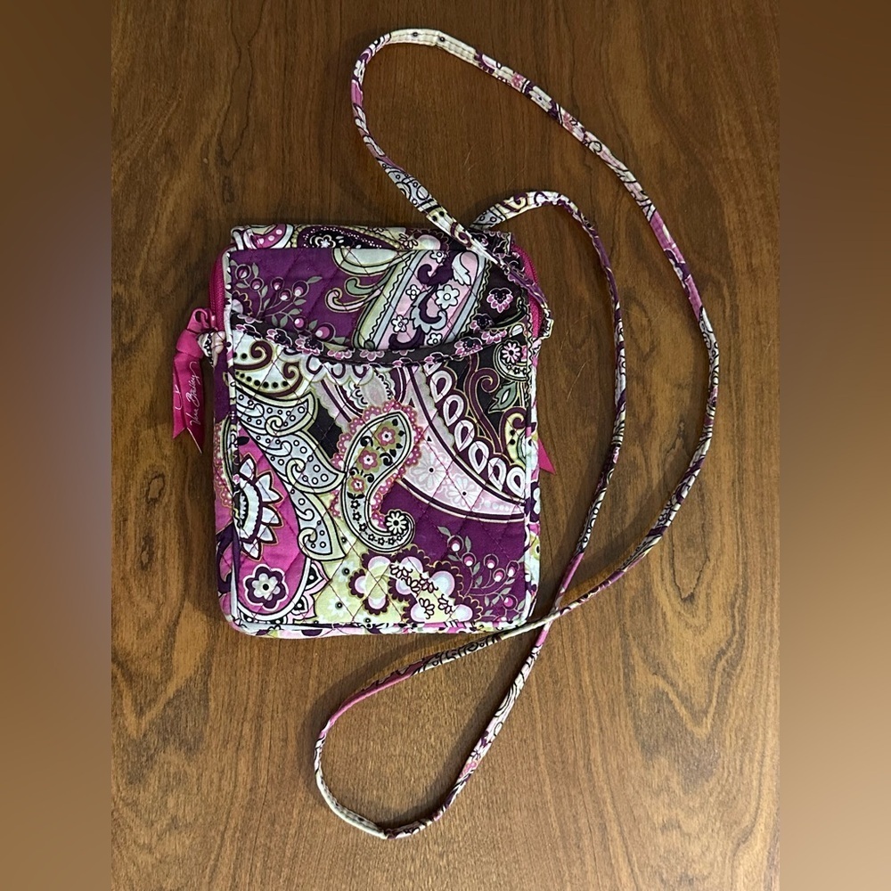 Vera Bradley Crossbody Hipster Bag Pink Purple Paisley Floral Quilted - Picture 3 of 5